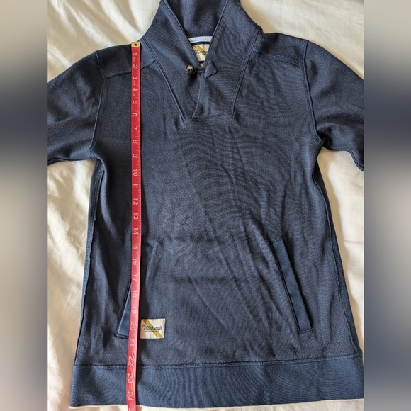 Tracksmith Merino Emil Shawl - Picture 7 of 11